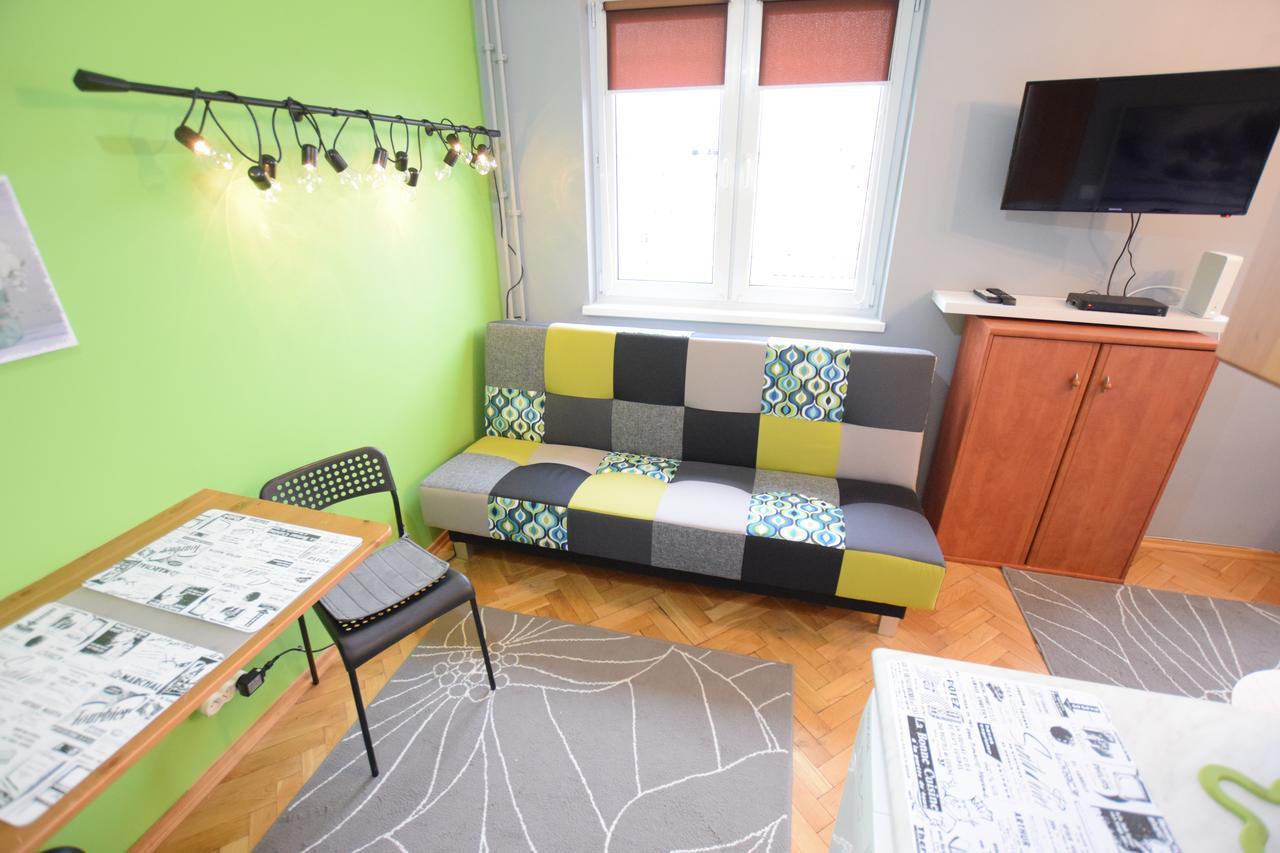 Elegant Apartment Chmielna Promenade وارسو المظهر الخارجي الصورة