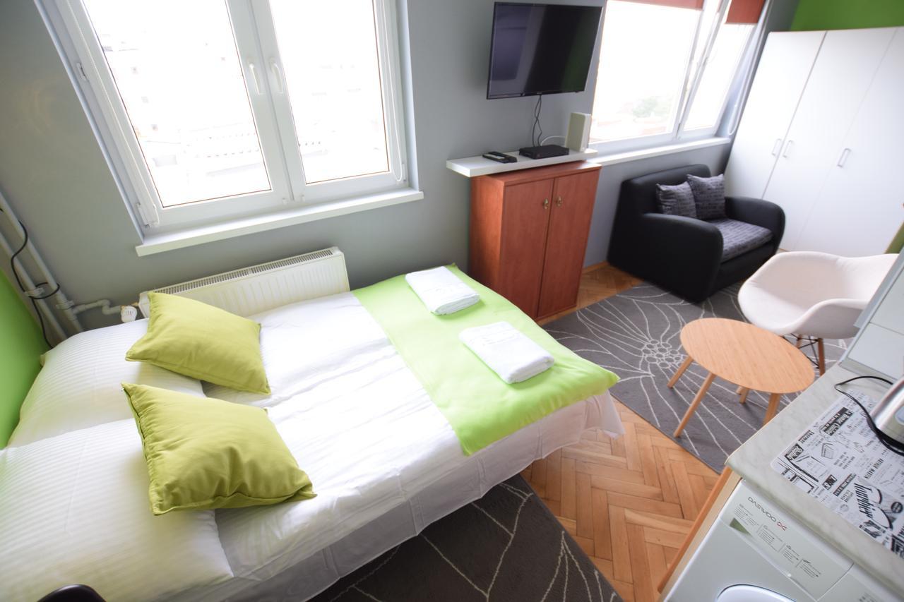 Elegant Apartment Chmielna Promenade وارسو المظهر الخارجي الصورة