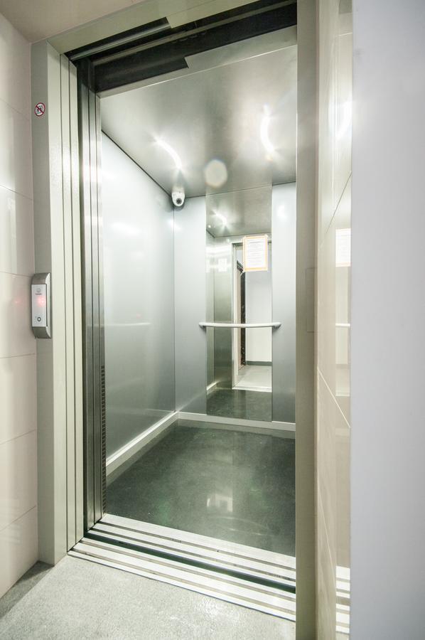 Elegant Apartment Chmielna Promenade وارسو المظهر الخارجي الصورة